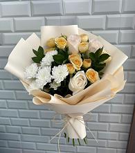 Букет цветов из:  Розы и Хризантемы в Сусанино Ленинградская область