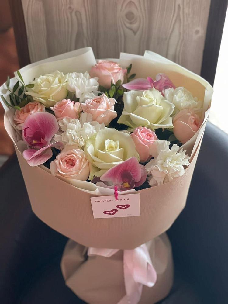 Букет цветов из: Орхидеи, Розы и Гвоздики в Сусанино Ленинградская область