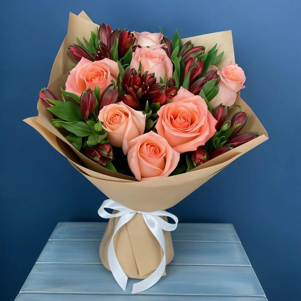 Букет цветов из: Розы и Альстромерии в Сусанино Ленинградская область