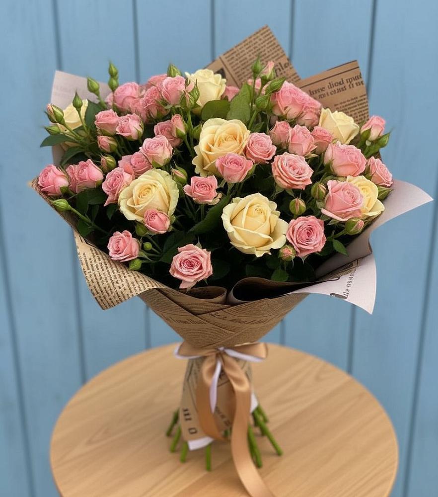 Букет цветов из: Розы в Сусанино Ленинградская область