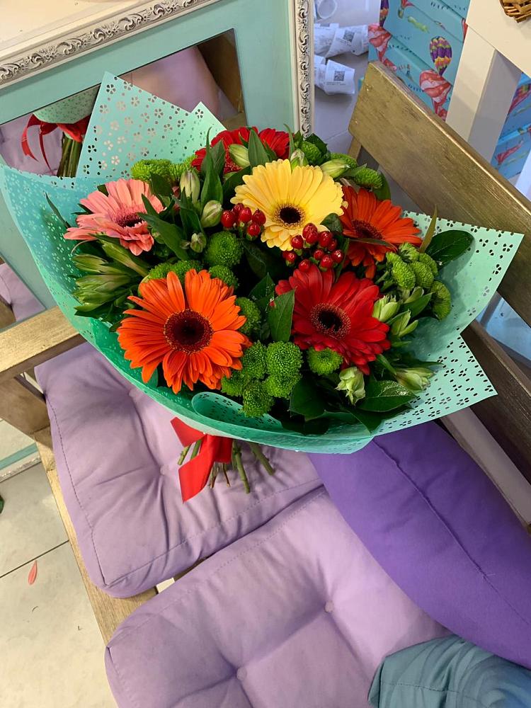 Букет цветов из: Герберы, Хризантемы и Альстромерии в Сусанино Ленинградская область