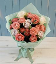 Букет цветов из:  Розы в Сусанино Ленинградская область