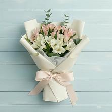 Букет цветов из:  Альстромерии в Сусанино Ленинградская область