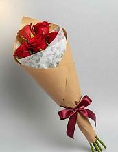 Букет цветов из:  Розы в Сусанино Ленинградская область