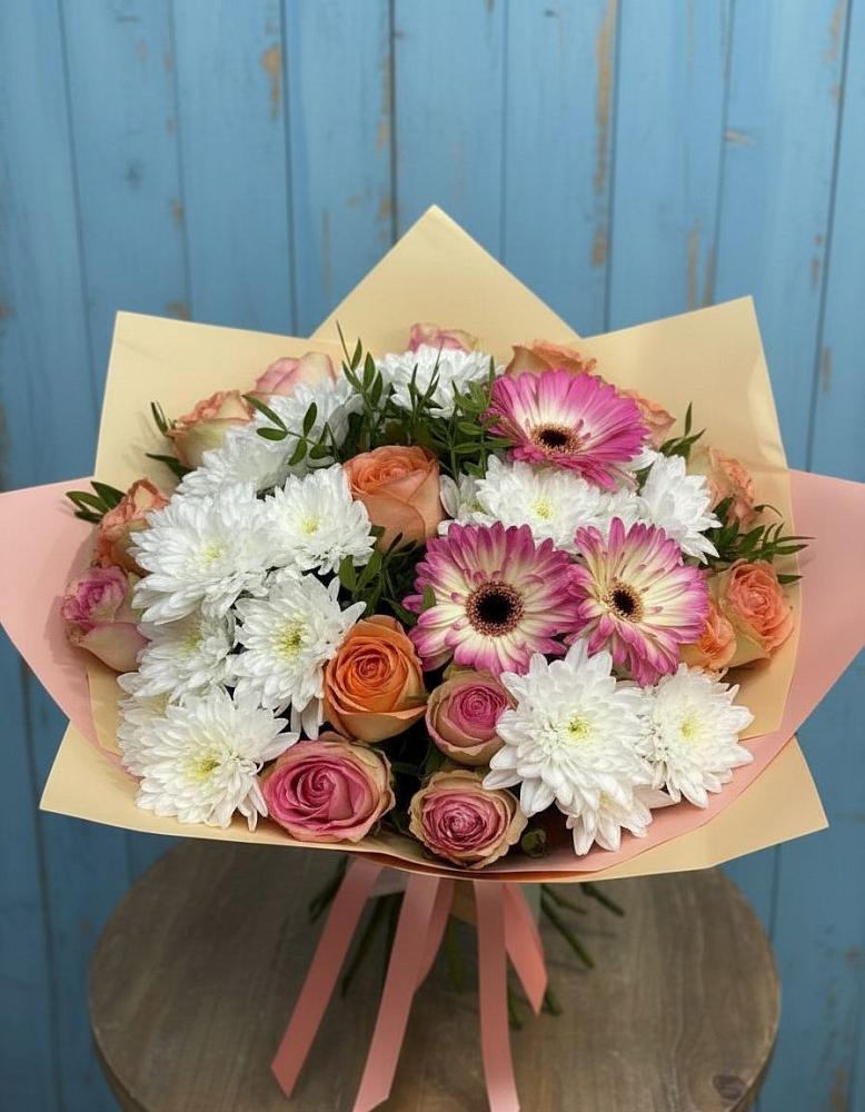 Букет цветов из: Розы, Герберы и Хризантемы в Сусанино Ленинградская область