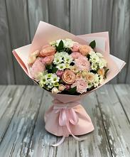 Букет цветов из:  Гвоздики, Розы и Хризантемы в Сусанино Ленинградская область