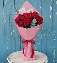 Букет цветов из:  Розы в Сусанино Ленинградская область