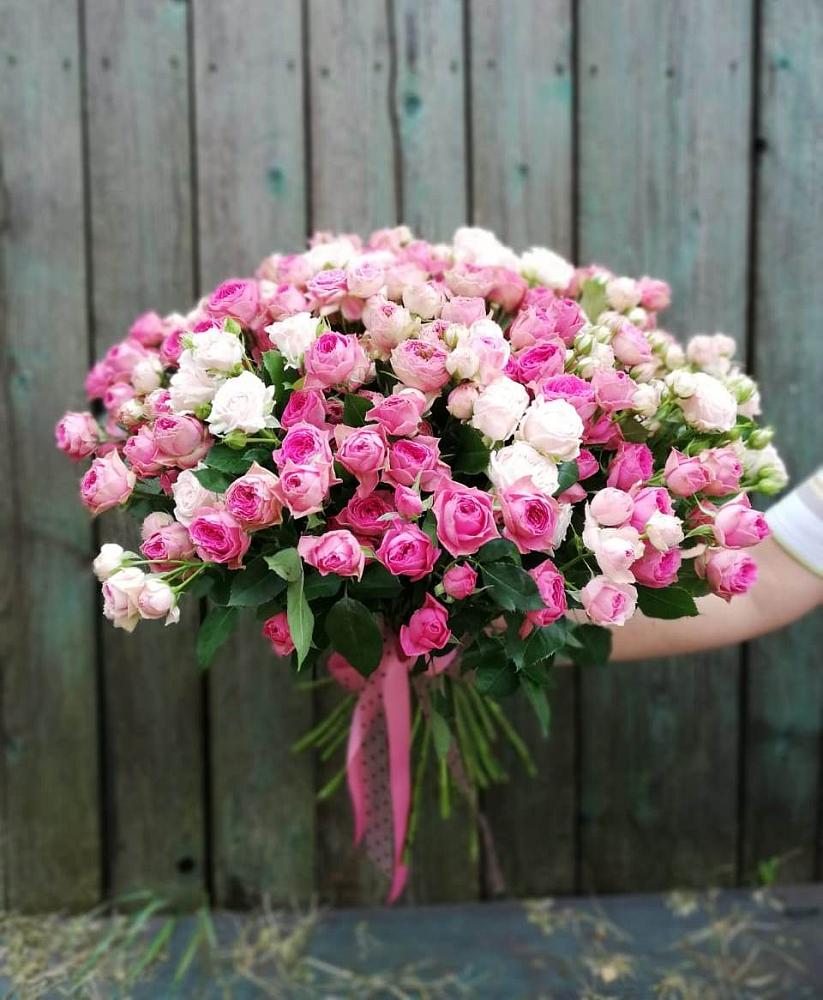 Букет Розовые кустовые розы Натали и Лав Лидия в Сусанино Ленинградская область