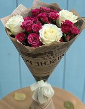 Букет цветов из:  Розы в Сусанино Ленинградская область