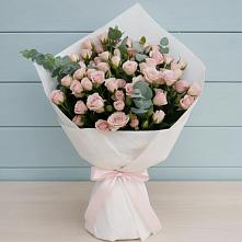 Букет цветов из:  Розы в Сусанино Ленинградская область
