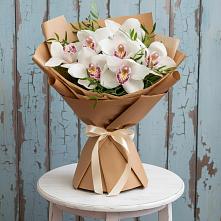 Букет цветов из:  Орхидеи и Розы в Сусанино Ленинградская область